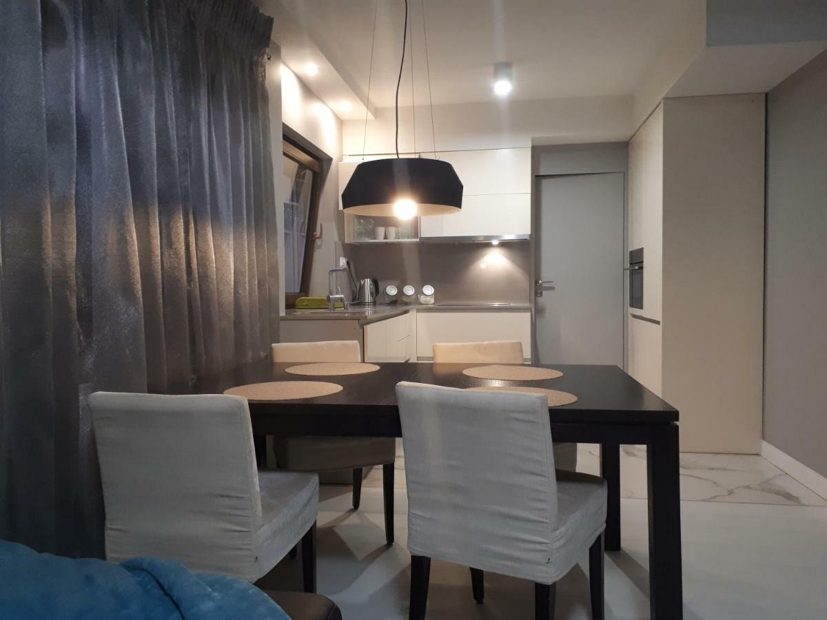 Centrum- Kochanowskiego -dawniej Two-bedroom Apartment